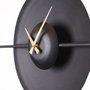 Wallity APS138LSS Reloj de Pared Decorativo de Metal Negro